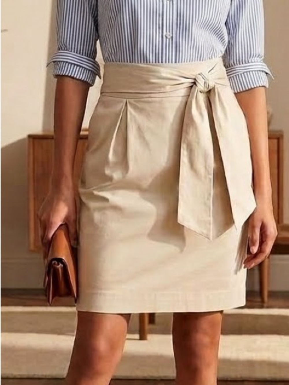 Banana Republic Mini Skirt Sz 4 Bow waist Pockets